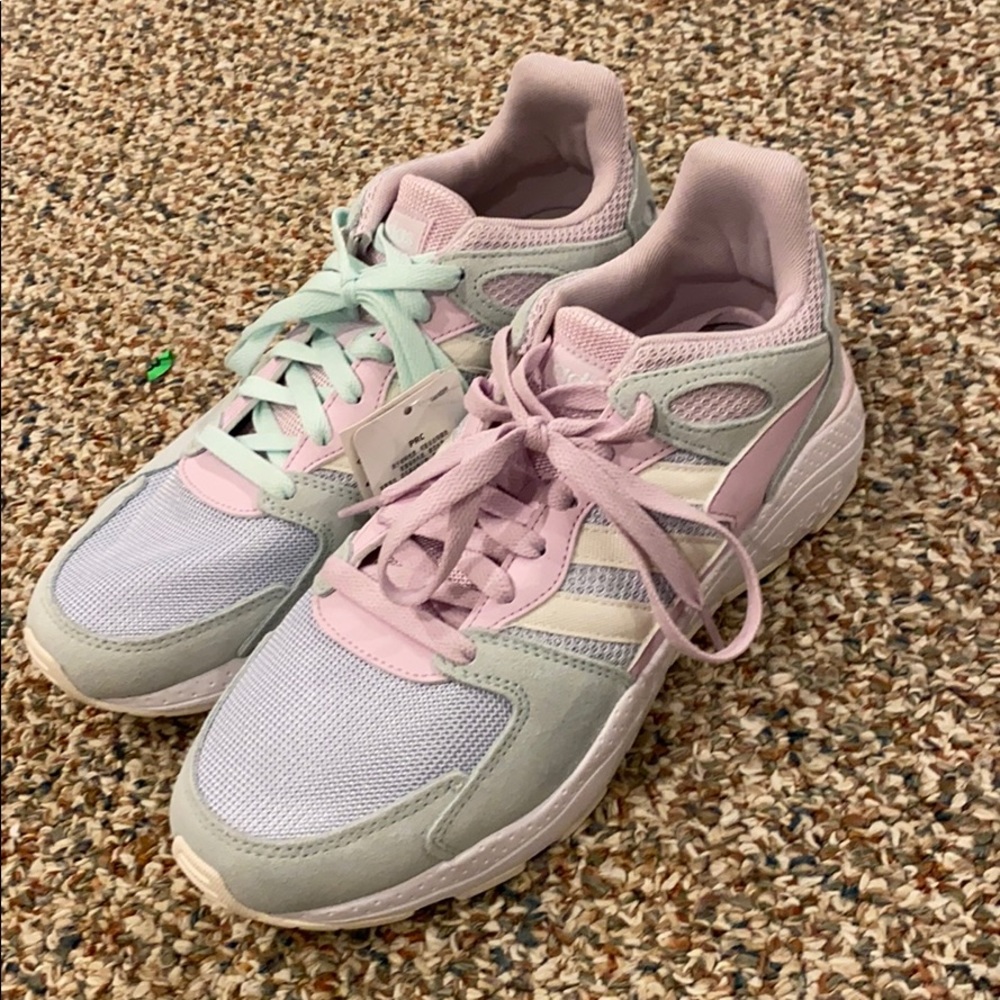 Adidas cloud foam sneakers